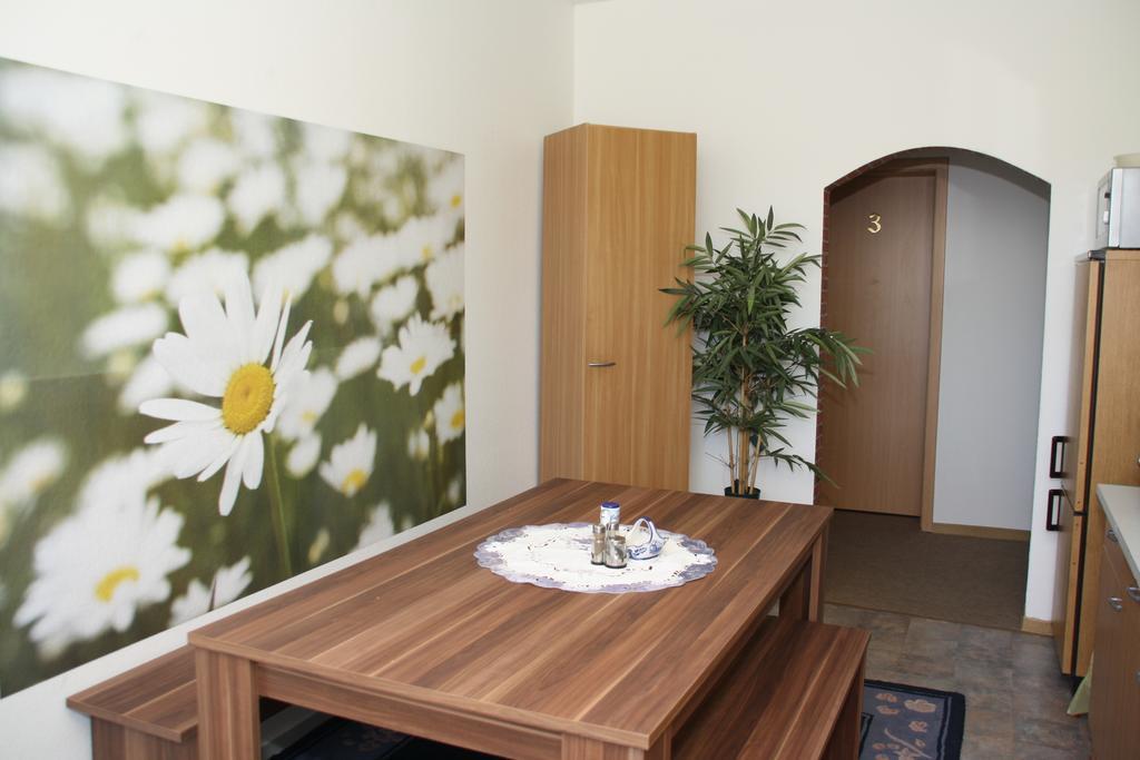 Hueblers-Schlafquartier Hotel Furstenwalde Exterior photo